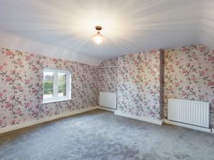 Bedroom- click for photo gallery